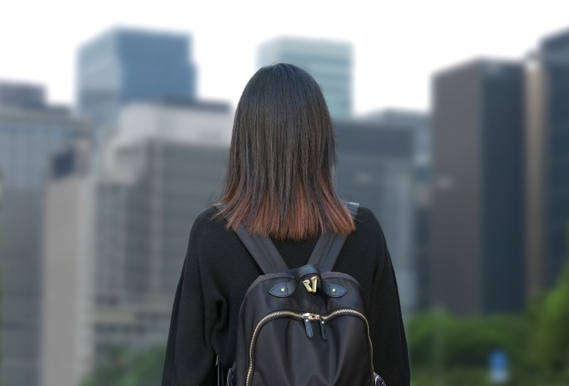 上京した娘の行動調査